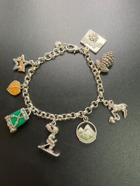 BRIGHTON SILVER PLATED CHARM COLORADO CHARM BRACELET 8”